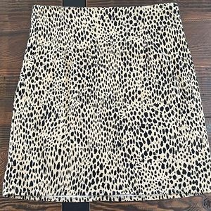 Brandy Melville Leopard skirt